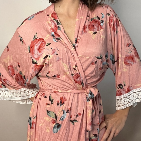 Pinkblush Super Soft Pink Robe - Picture 5 of 10